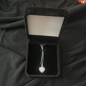 Elegant 925 Sterling  Silver  Heart Pendant Necklace